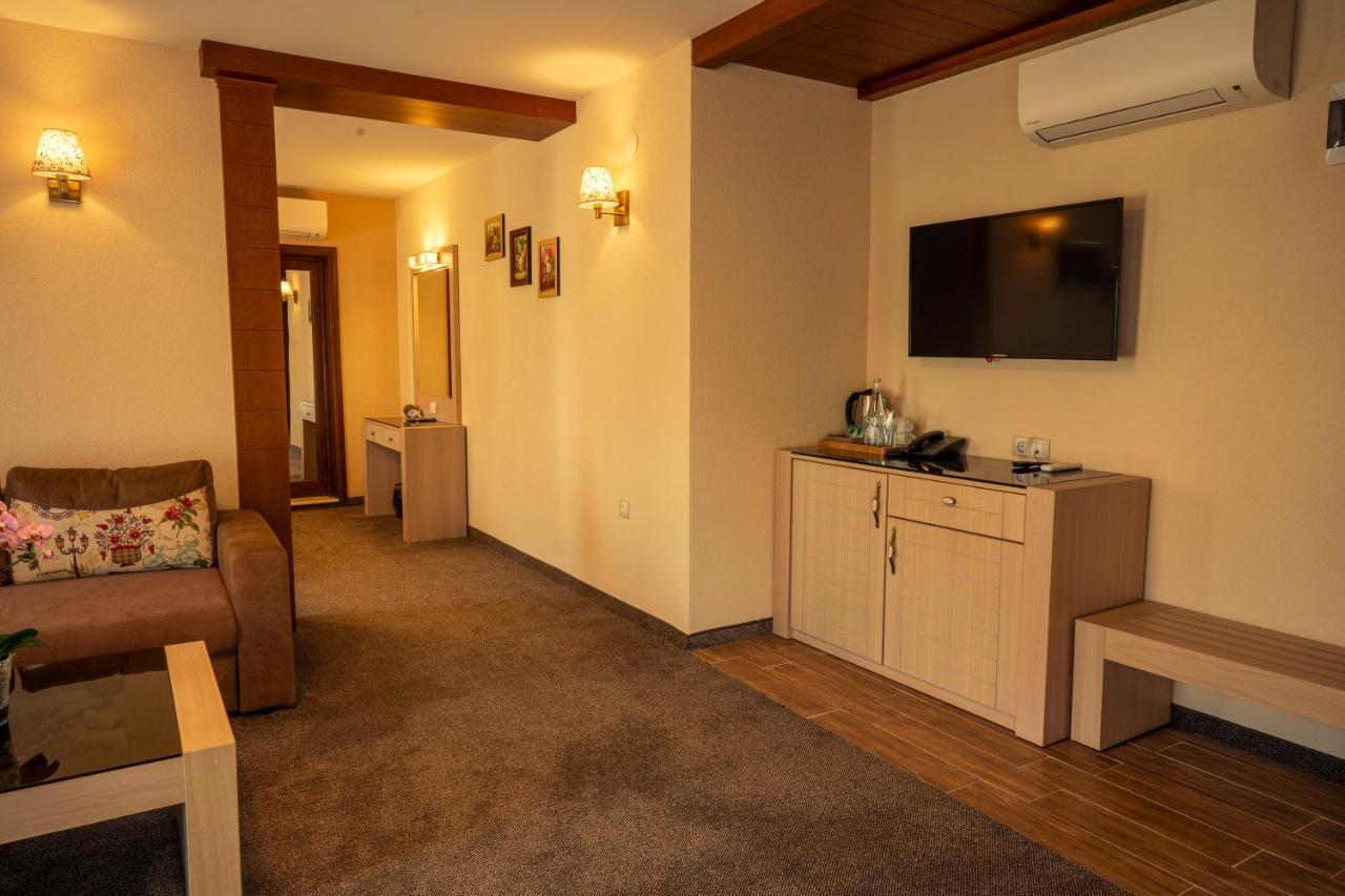 Boutique Hotel Provence Бутик Хотел Прованс Petrich  ภายนอก รูปภาพ